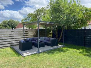 Holiday home with veranda - Breskens - 3