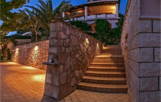 Villa Majestic Terra Rossa - Hvar - 4