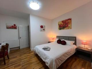 10 Bed House with Parking! - Norwich - 3