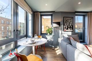Bermondsey Bliss Views Comfort and City Access! - Londra - 5