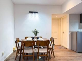 Cozy 3B2B 7 Pax - 5 min to KLCC - Free Parking & Wifi - Kuala Lumpur - 6