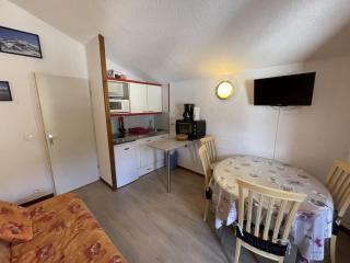 Charmant T2 cabine au Lioran, balcon sud-est, 4 personnes - FR-1-787-98 - Laveissière - 1