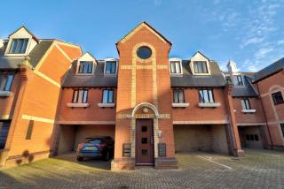 One bedroom apartment in Grays Essex - Stifford - 3