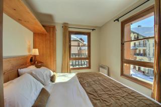 ARC 1950, Appartement 3 chambres Duplex Cheminée, 10 personnes - 7