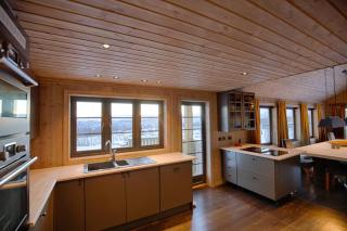 Modern comfort perfect for families and groups - 7