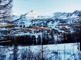 Un cœur en montagne, Local à ski - Isola 2000 - 6