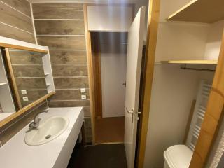 Appartement au pied des pistes avec balcon et casier à ski, non-fumeur - FR-1-355-117 - Méribel - 2