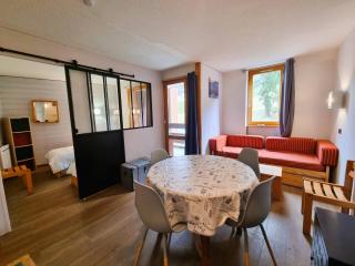 Appartement chaleureux 2 étoiles, animaux acceptés, proche pistes - FR-1-353-95 - La Plagne Tarentaise - 0