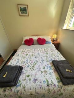 Woodland Cottage - 2