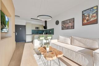 Modern Apt with AC and Balcony - Modra - 1