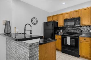 3-BR Condo BBQ Heated Pool Near DisneyMalls - Kissimmee - 5