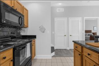 3-BR Condo BBQ Heated Pool Near DisneyMalls - Kissimmee - 4