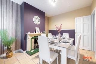 3 Bedroom House By Travel Lets Holiday Homes Ballycastle With Mountain View - 4