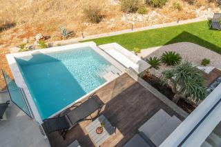 Venetian Villa by PosarelliVillas - 7