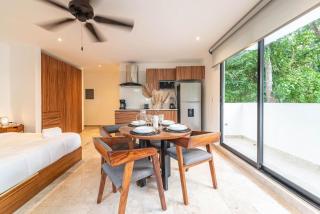 King Suite with Balcony Gym Rooftop Pool T5 102 - Tulum - 7