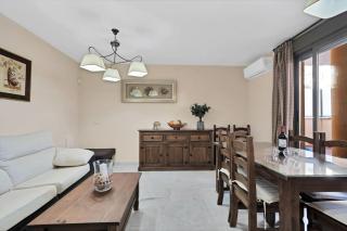 Apartamento con terraza y piscina en Puerto Marina - MISTRAL - Benalmádena - 3