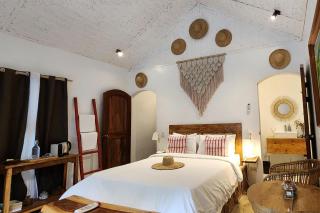 Sirom Beach House - Tambobong - 7