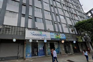 Apartamento reformado no Centro! - Curitiba - 8