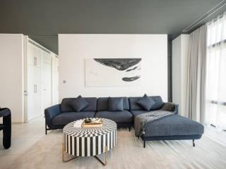 Luxury 1-Bed DIFC Stay - City Views in a Prime Area - 8