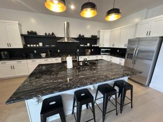 Zions Observation at Sand Hollow - 4