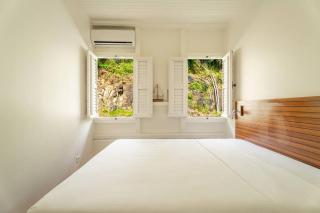 Villa Blue Rock, piscine & vue imprenable - 4