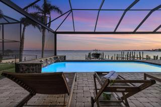 Luxury and Elegance! Stunning Riverfront view, Heated Pool - Bayview - Roelens - Cape Coral - 6