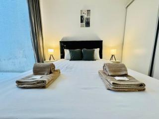 Espacioso Apartamento 2 Ambientes con Patio - Buenos Aires - 4