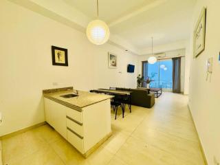 Espacioso Apartamento 2 Ambientes con Patio - Buenos Aires - 3