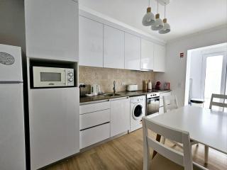 Esperança House 1 - 0