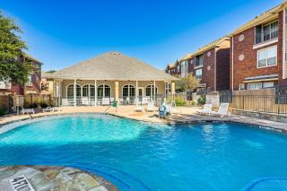 2 Mi to Texas AandM Unit with Pool and Hot Tub Access - College Station - 8