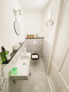 Large en-suite room in historic Canalhouse from 1729 - Amesterdão - 5