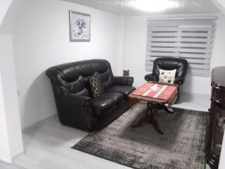 Modern & Bright Apartment in Old Town - Sarajevo - 2