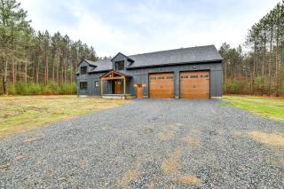 Brantingham Home ATV and Snowmobile Trails On-Site! - Glenfield - 0