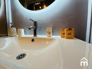 St Honore Champs Elysees by Melvane - París - 5