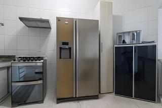 Encantadora Casa: Piscina, Jacuzzi e 4 Quartos. - Bertioga - 9