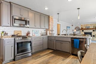 Here Comes the Sunset by Simple Life Rentals - Egg Harbor - 3