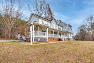 Spacious Mooresville Home with Lake Norman View! - Mooresville - 8