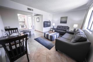 206 Fully Furnished 1BR Suite-Prime Location - 4