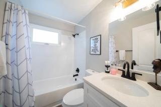 OV Mosaic Suites - Serene - North Camellia Acres - 4