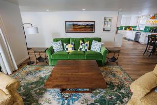 Cheese Head Hideaway by Simple Life Rentals - Green Bay - 5