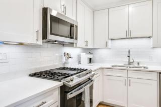 Experience Local Living in this Chamblee Home - Atlanta - 5