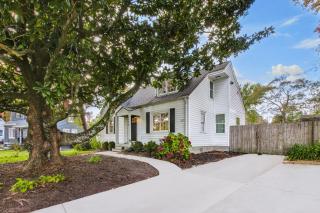 Experience Local Living in this Chamblee Home - Atlanta - 7