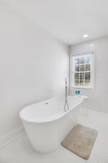 Experience Local Living in this Chamblee Home - Atlanta - 1