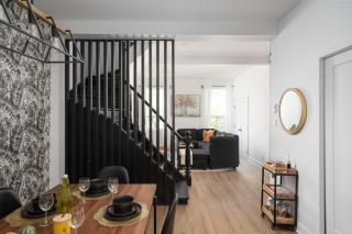 Downtown Penthouse 2 Level-4BDRS-8Guests - Montreal - 9