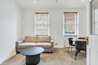A One-Bedroom Apartment Situated In Central London - Londra - 9