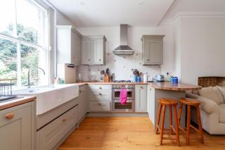 Cosy and Spacious Home - 7