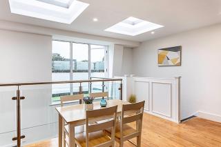 St Johns Hill Penthouse - London - 4