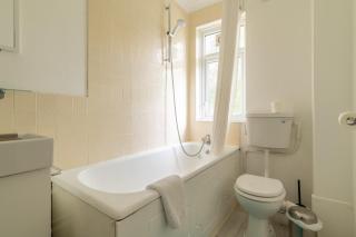 Charming One Bed Abode In East Putney - London - 7