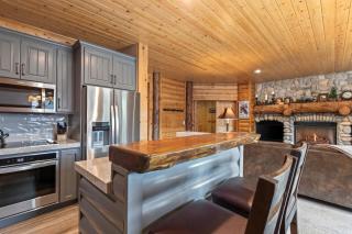 KBM Resorts - Walk to Deer Valley slopes Cozy 2Bdrm condo hot tub BBL-351A - Park City - 7