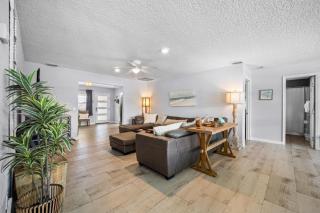 Canal Front Beach Home, Private Pool - Flagler Beach - 6